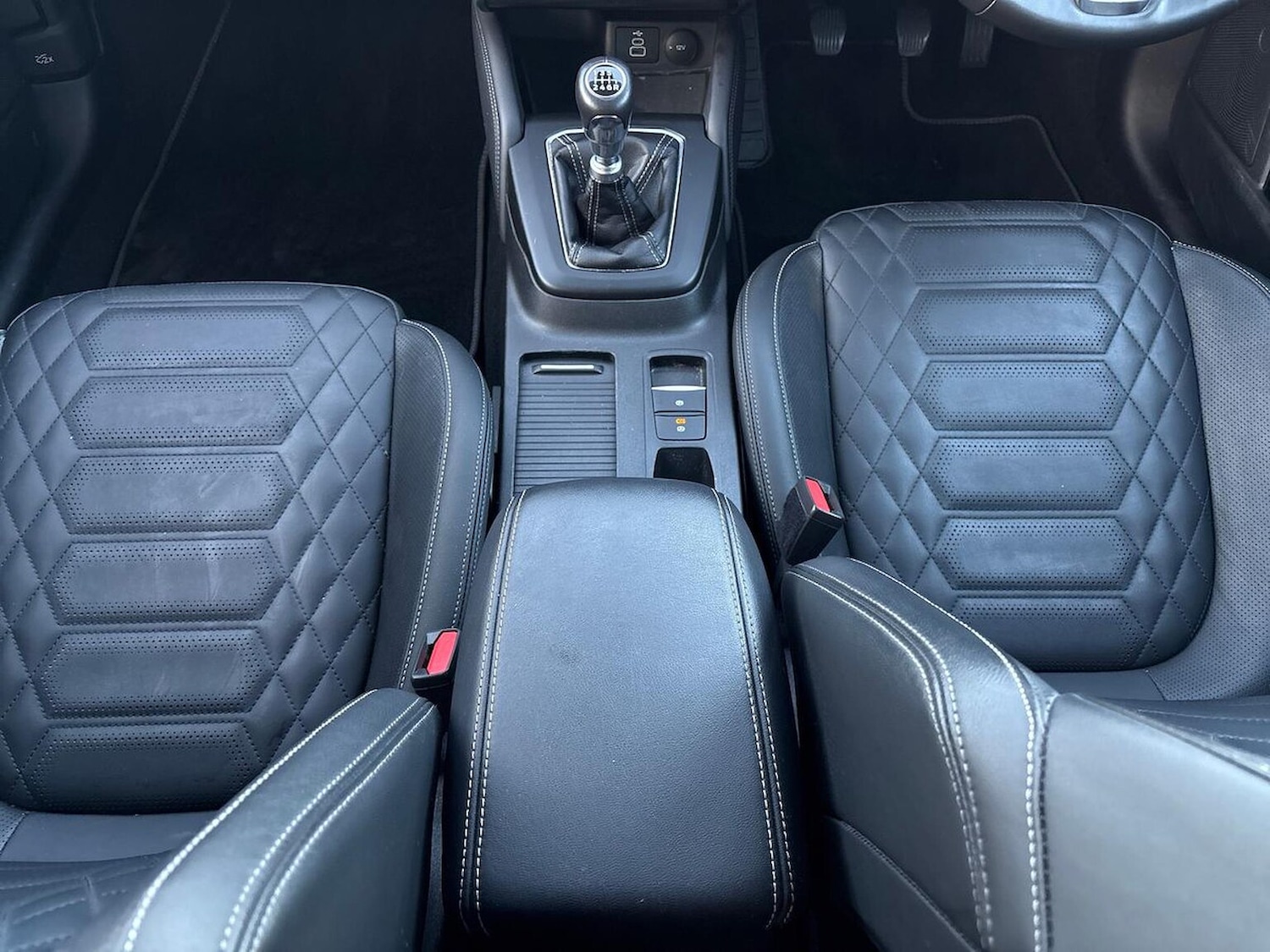 Used Ford Focus 2022 for sale - 76892098: Photo 13