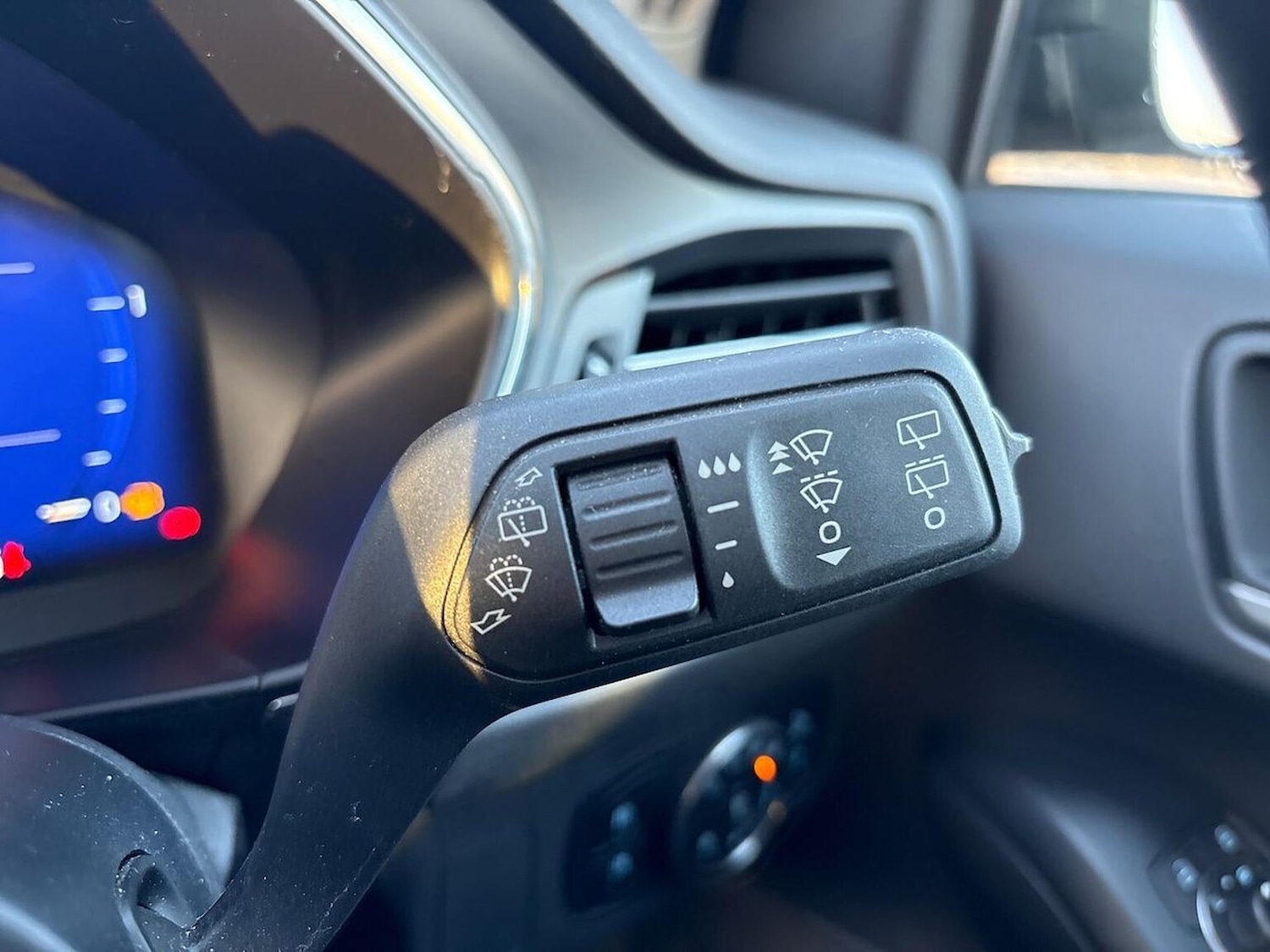 Used Ford Focus 2022 for sale - 76892098: Photo 29