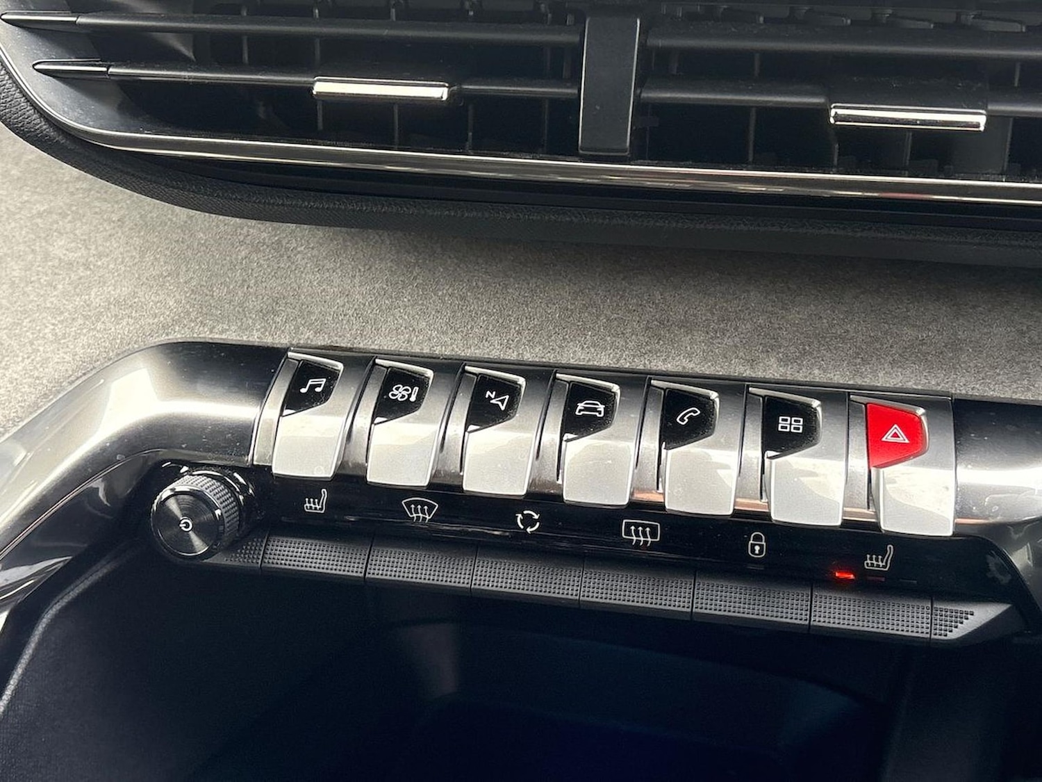 Used Peugeot 3008 2021 for sale - 76627920: Photo 12