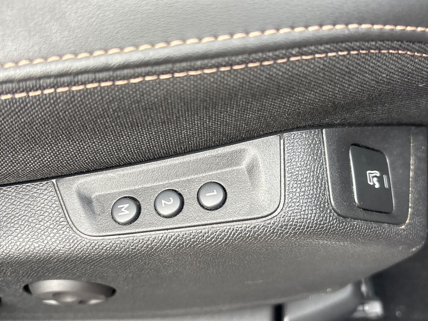 Used Peugeot 3008 2021 for sale - 76627920: Photo 41