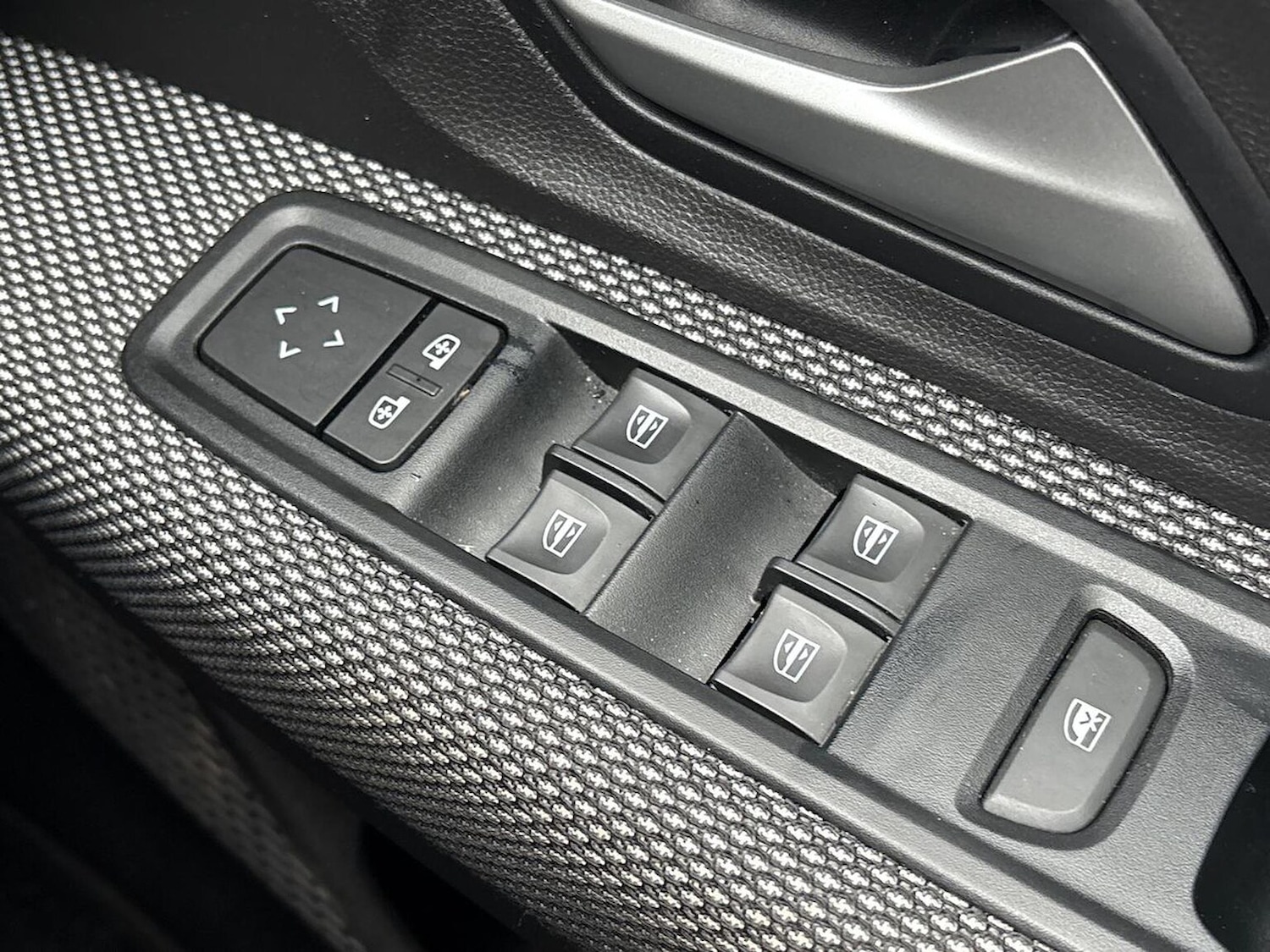 Used Dacia Sandero 2023 for sale - 76924640: Photo 20