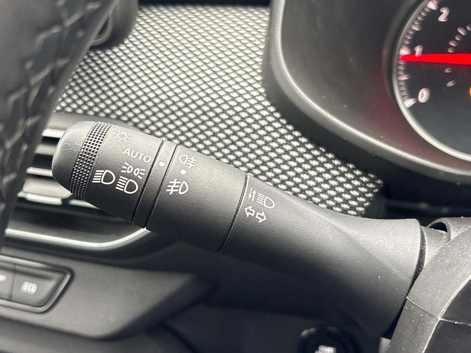 Used Dacia Sandero 2023 for sale - 76924640: Photo 27