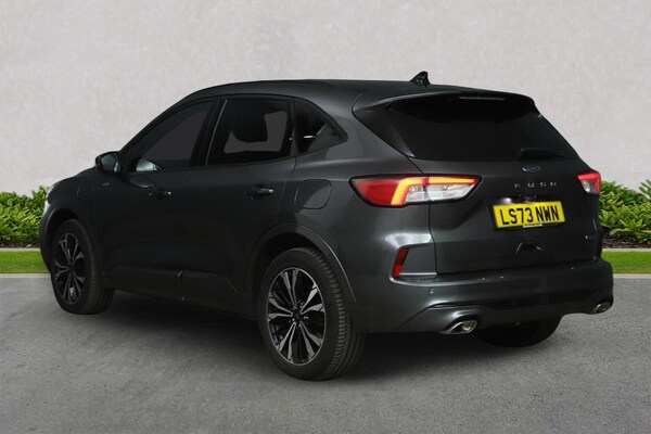 Used Ford Kuga 2023 for sale - 76299446: Photo 2