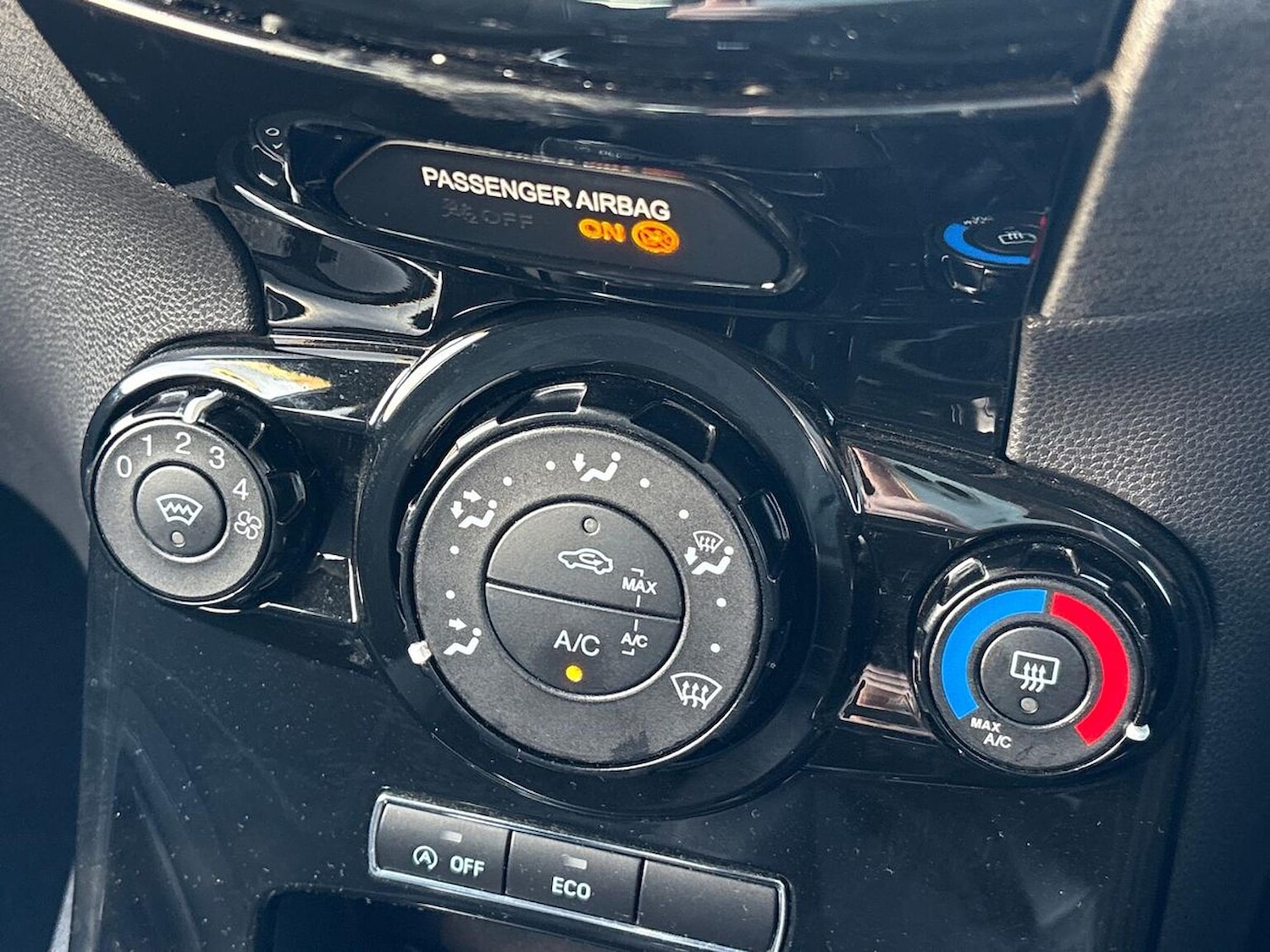 Used Ford Fiesta 2015 for sale - 77069291: Photo 14