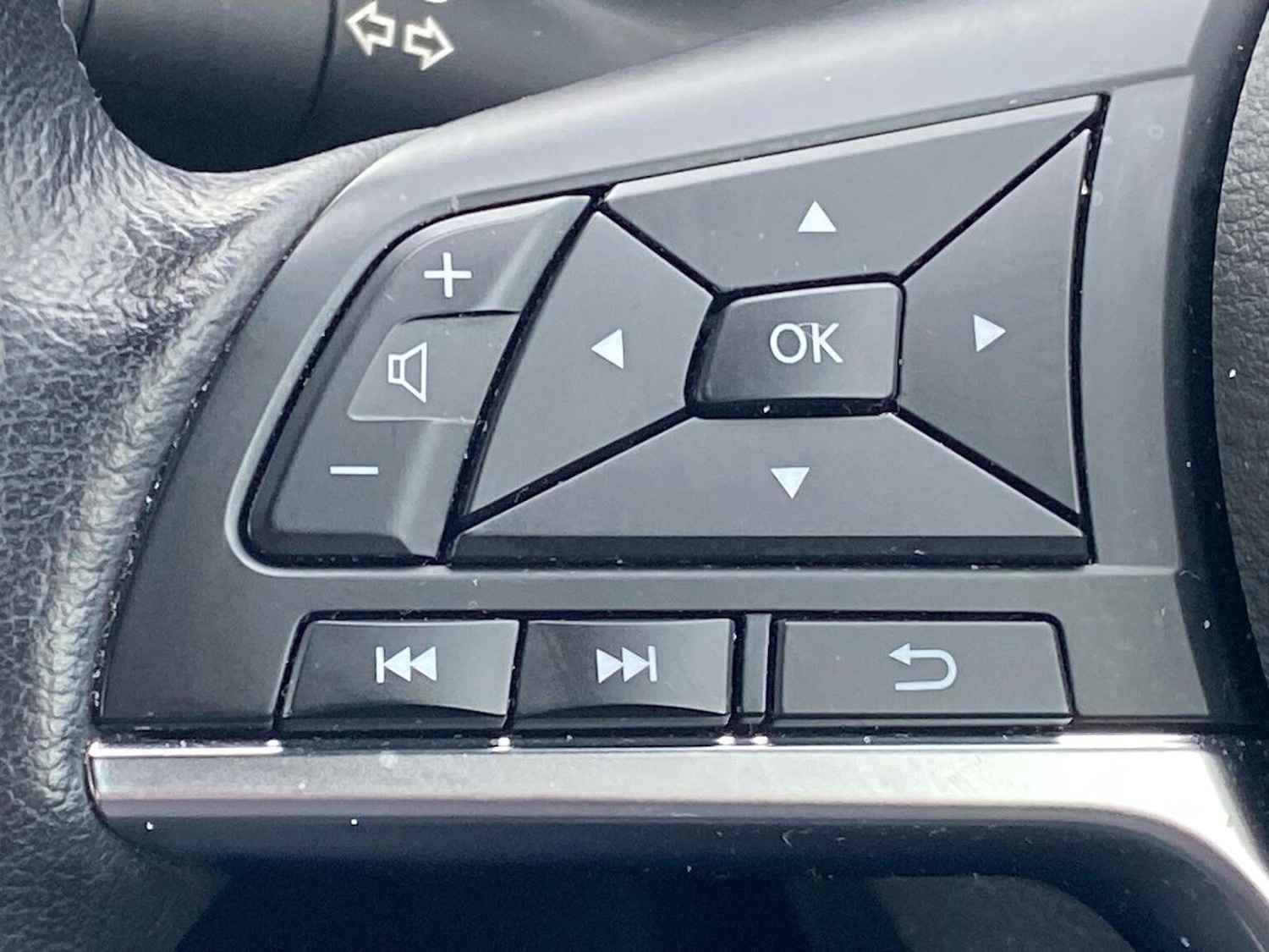 Used Nissan Juke 2022 for sale - 77743215: Photo 26