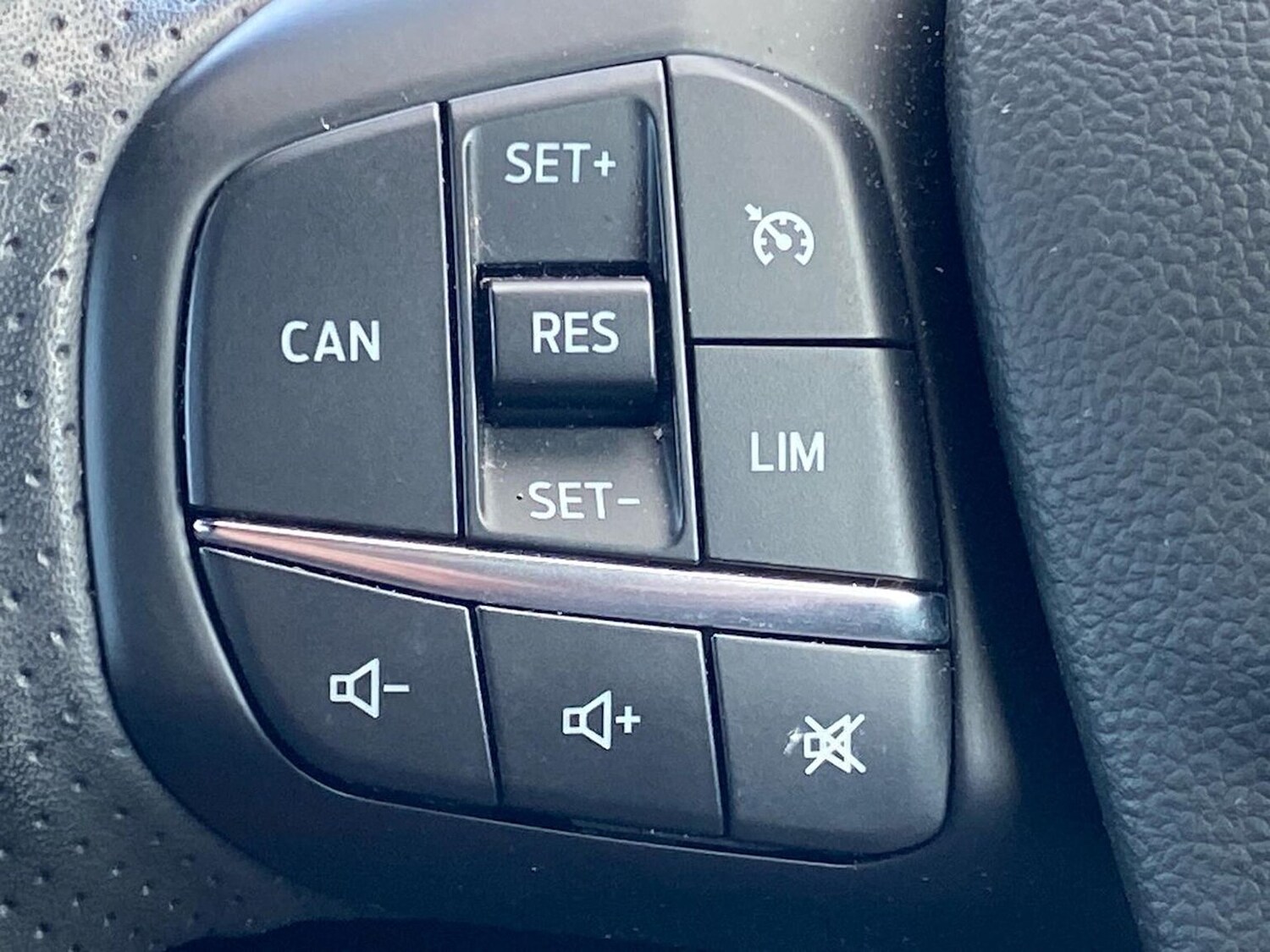 Used Ford Puma 2023 for sale - 78194676: Photo 28