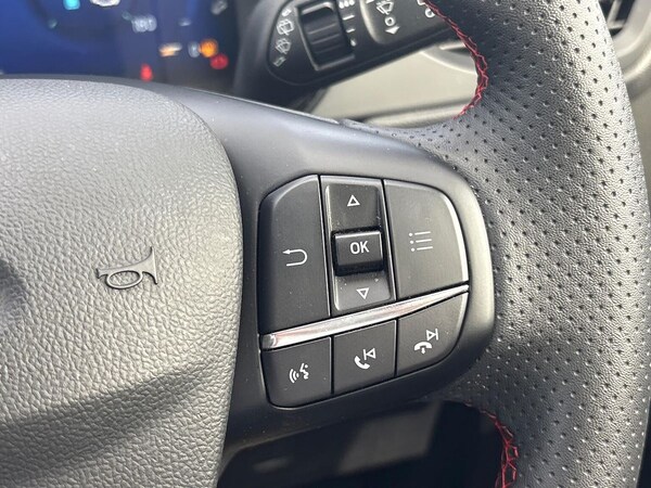 Used Ford Kuga 2023 for sale - 75505325: Photo 25
