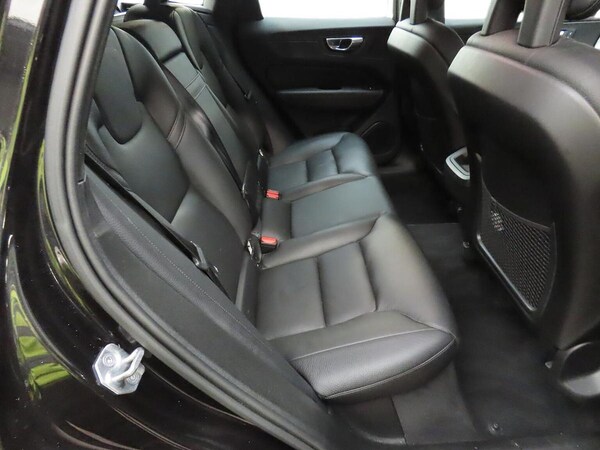 Used Volvo XC60 2018 for sale - 76219185: Photo 8