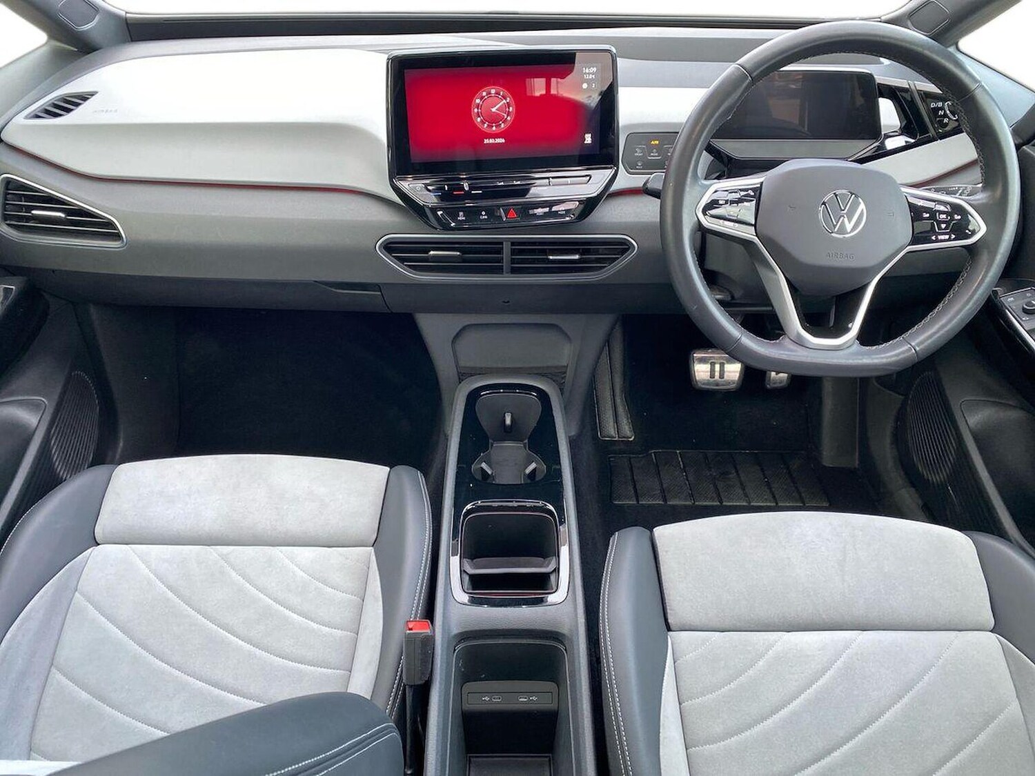 Used Volkswagen ID.3 2023 for sale - 78039283: Photo 8