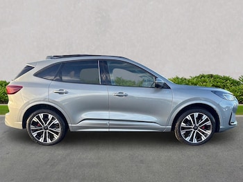 Used Ford Kuga 2024 for sale - 76920102: Photo