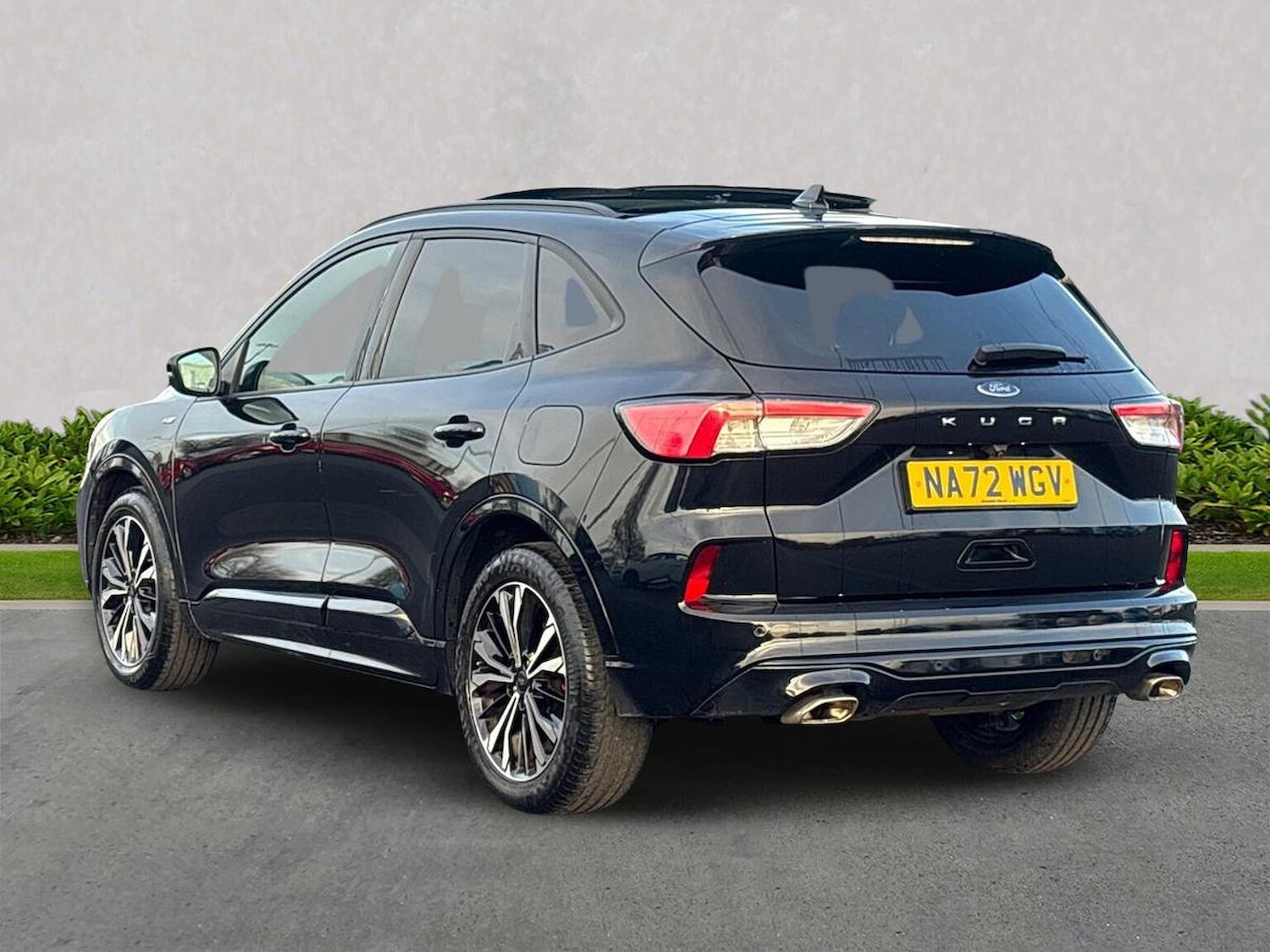 Used Ford Kuga 2022 for sale - 76845231: Photo 2