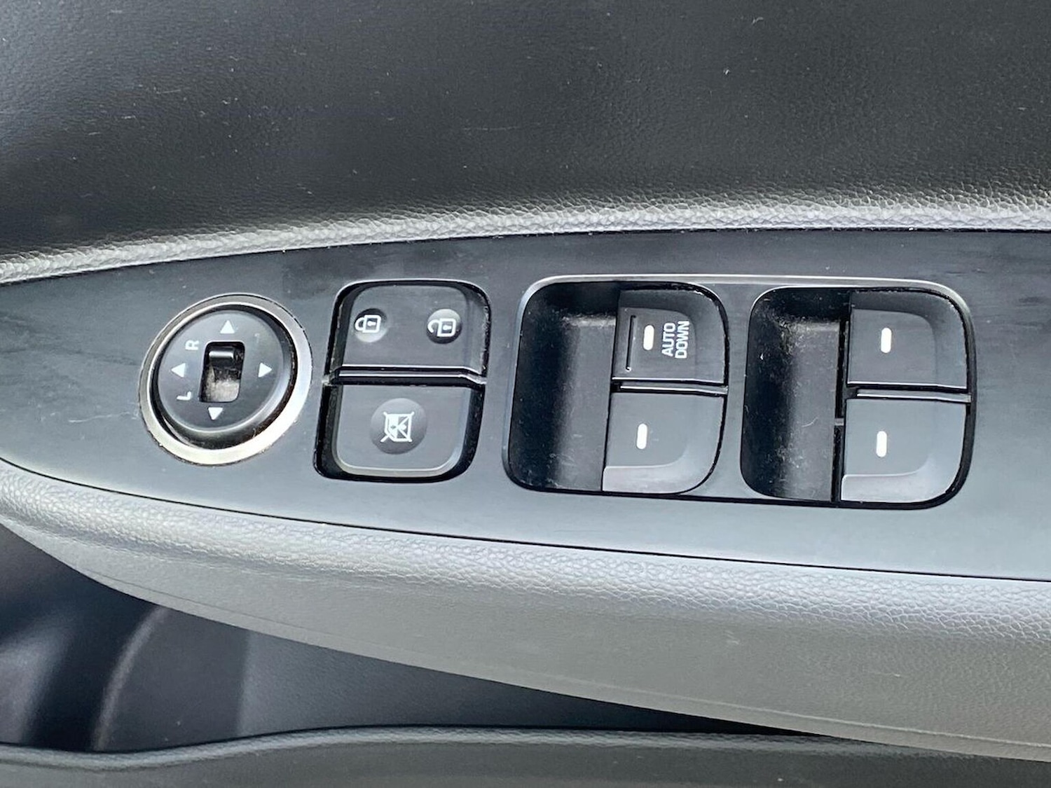 Used Hyundai i10 2018 for sale - 78213685: Photo 21