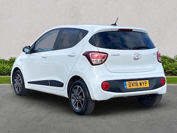 Used Hyundai i10 2018 for sale - 78213685: Photo