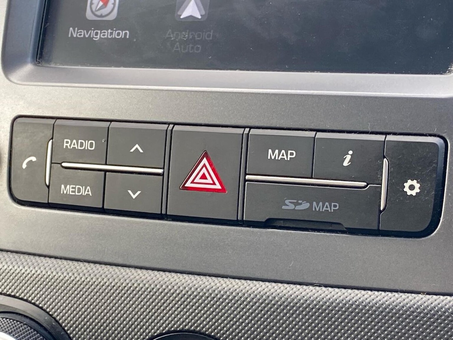 Used Hyundai i10 2018 for sale - 78213685: Photo 40