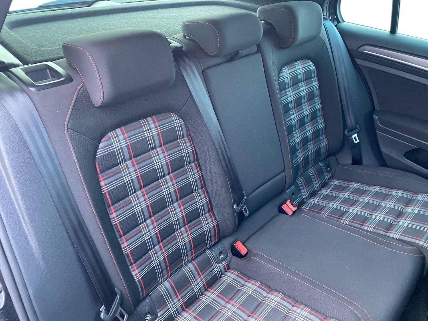 Used Volkswagen Golf 2017 for sale - 76627929: Photo 14