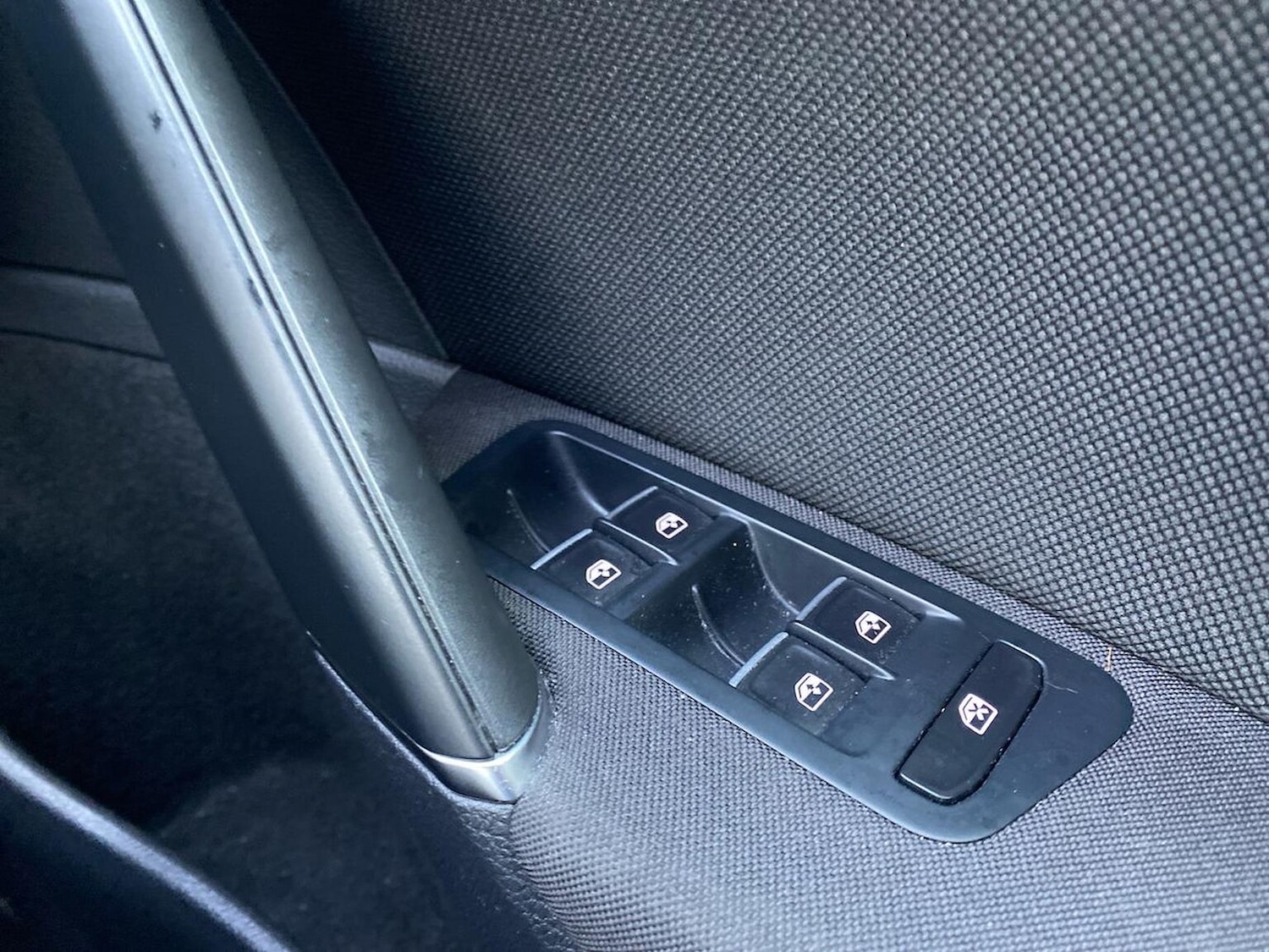 Used Volkswagen Golf 2017 for sale - 76627929: Photo 19