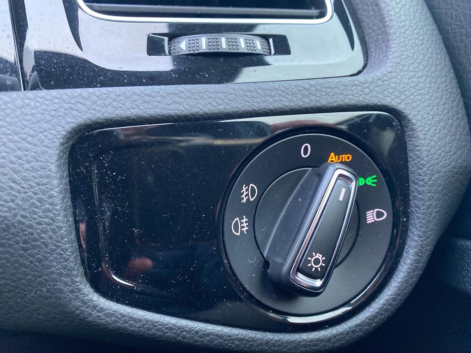 Used Volkswagen Golf 2017 for sale - 76627929: Photo 20