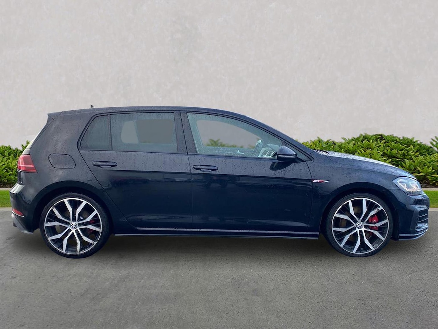 Used Volkswagen Golf 2017 for sale - 76627929: Photo 3