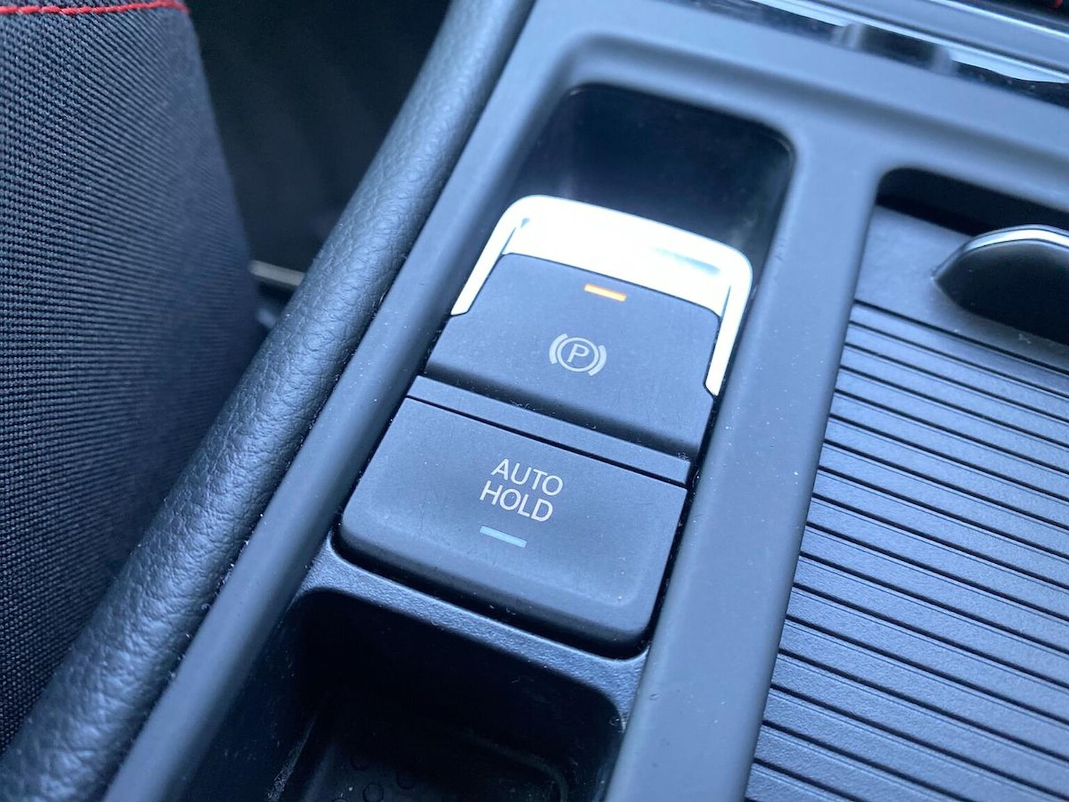 Used Volkswagen Golf 2017 for sale - 76627929: Photo 40