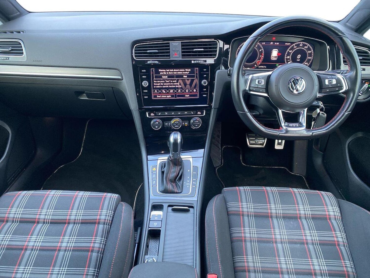 Used Volkswagen Golf 2017 for sale - 76627929: Photo 7