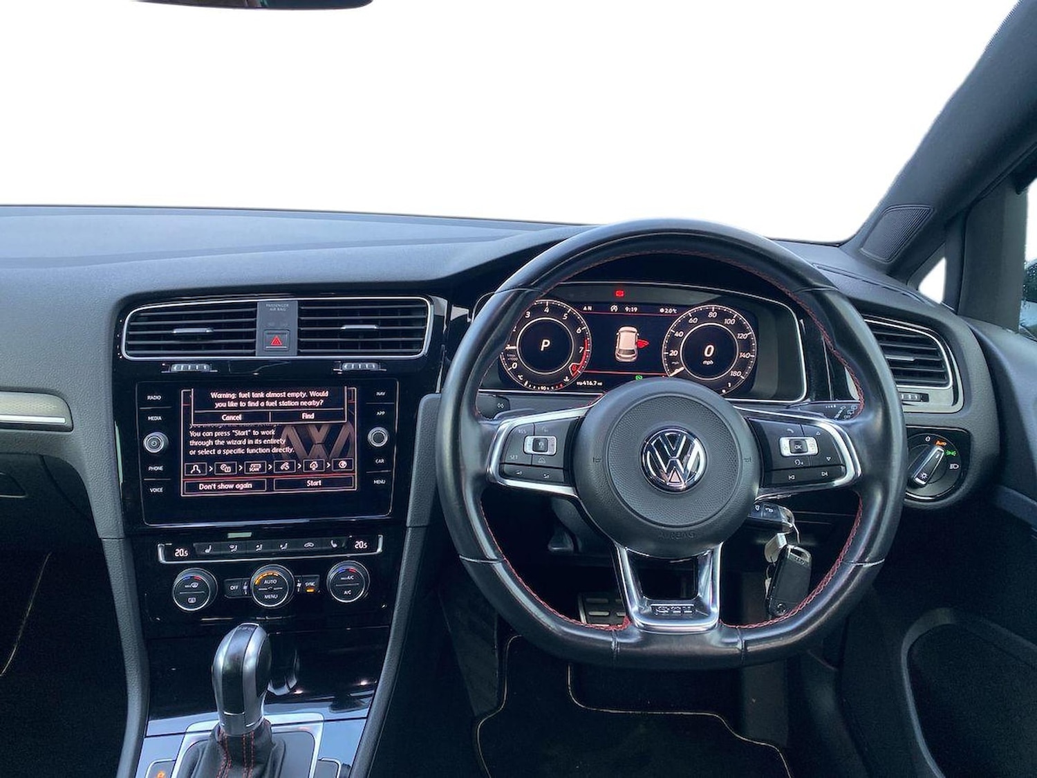 Used Volkswagen Golf 2017 for sale - 76627929: Photo 8