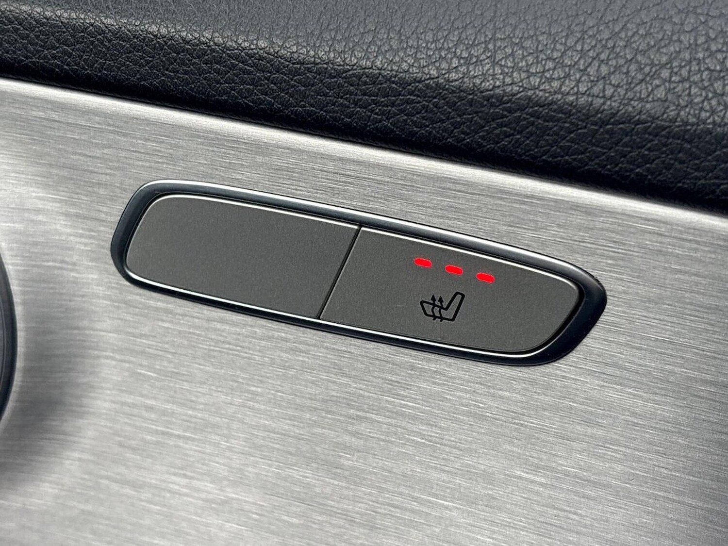 Used Mercedes-Benz C Class 2019 for sale - 77488966: Photo 39