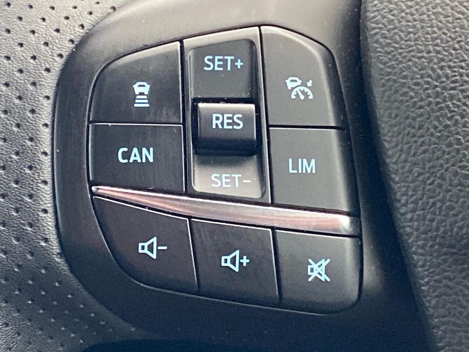 Used Ford Focus 2024 for sale - 78106296: Photo 28