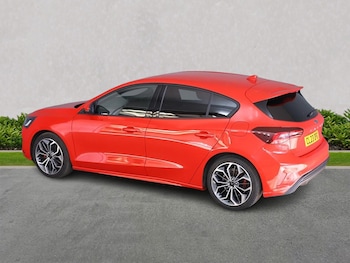 Used Ford Focus 2023 for sale - 78267408: Photo