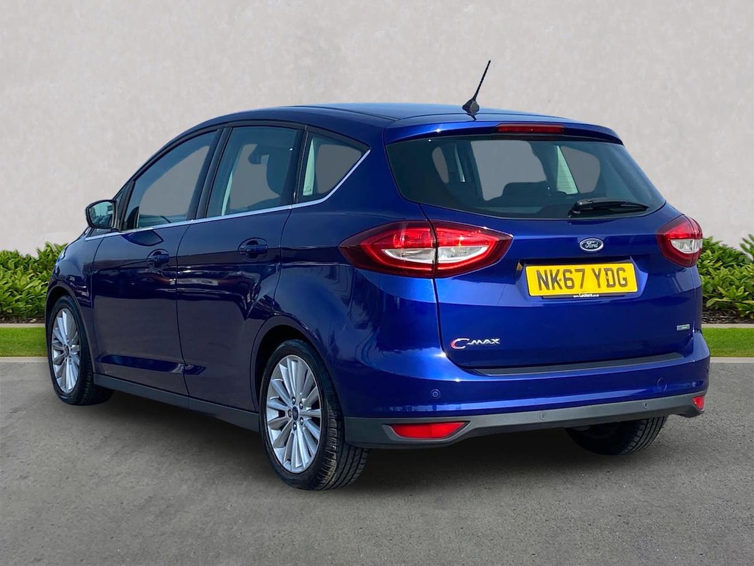 Used Ford C-Max 2017 for sale - 78195111: Photo 2