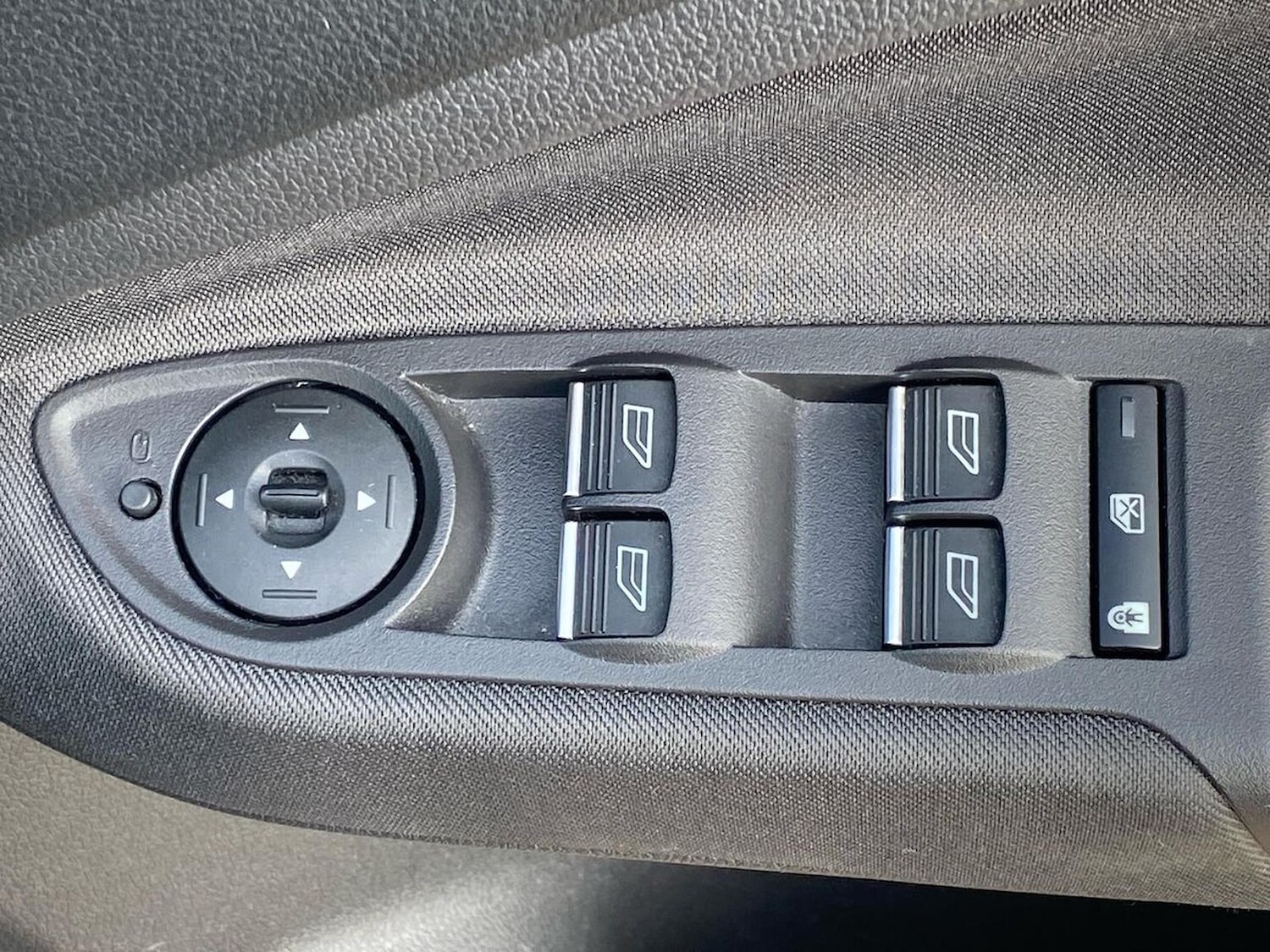 Used Ford C-Max 2017 for sale - 78195111: Photo 27