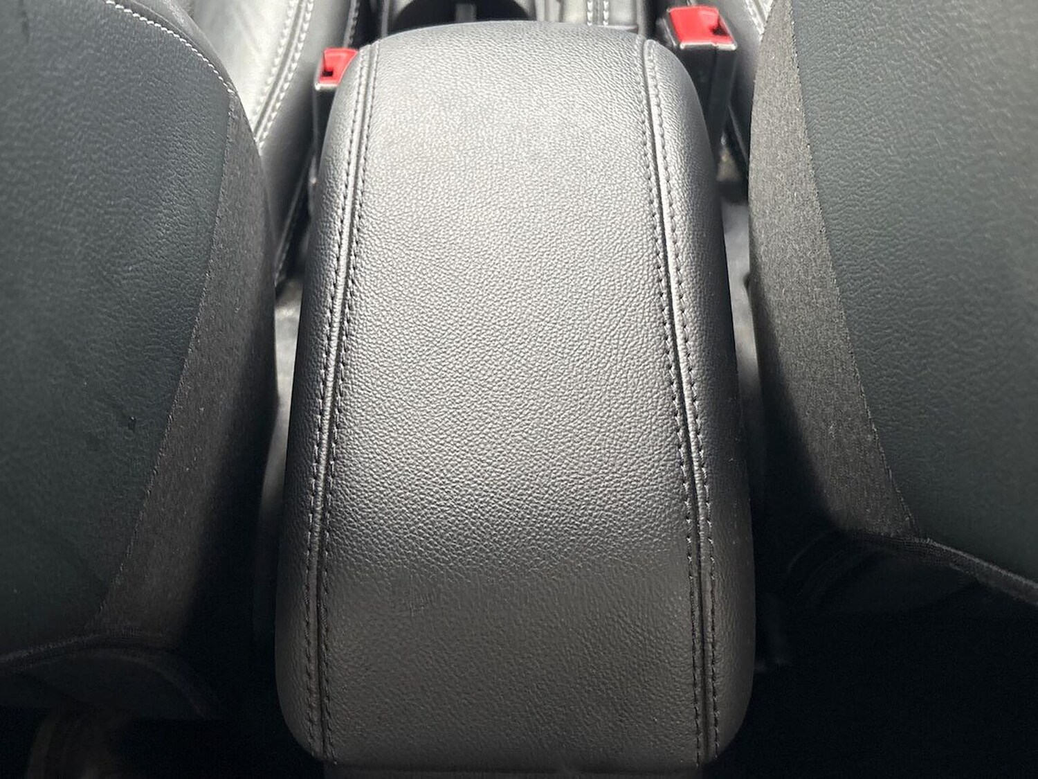 Used Ford Fiesta 2018 for sale - 76490803: Photo 32