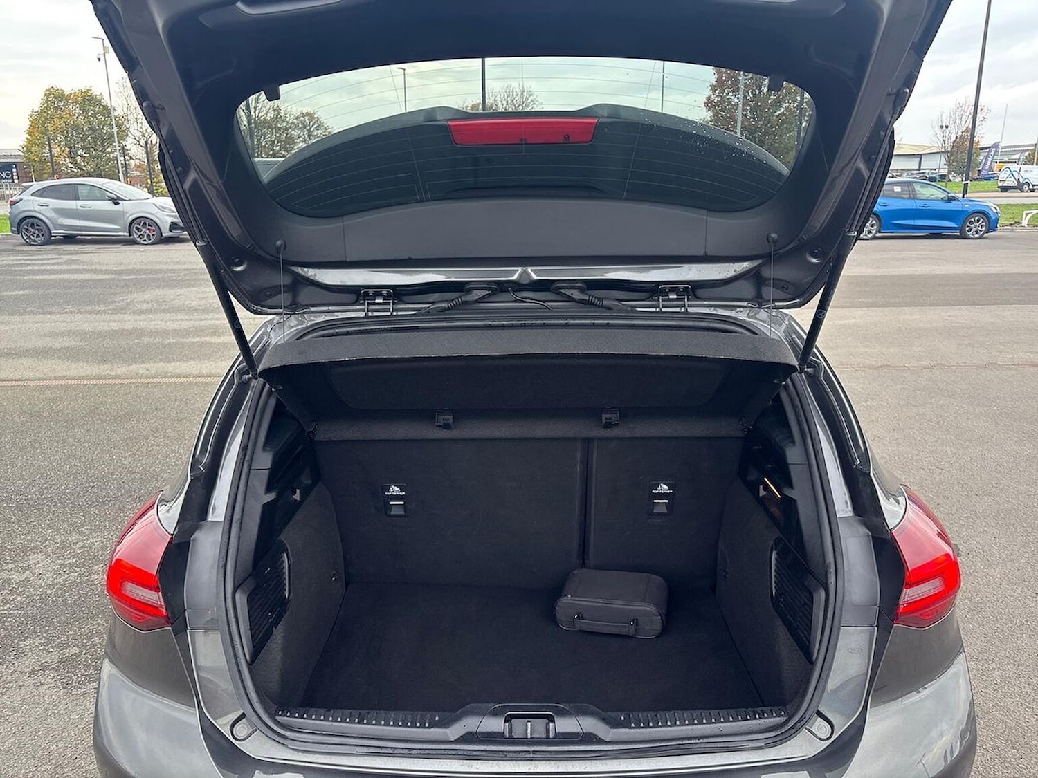 Used Ford Focus 2023 for sale - 76506174: Photo 17