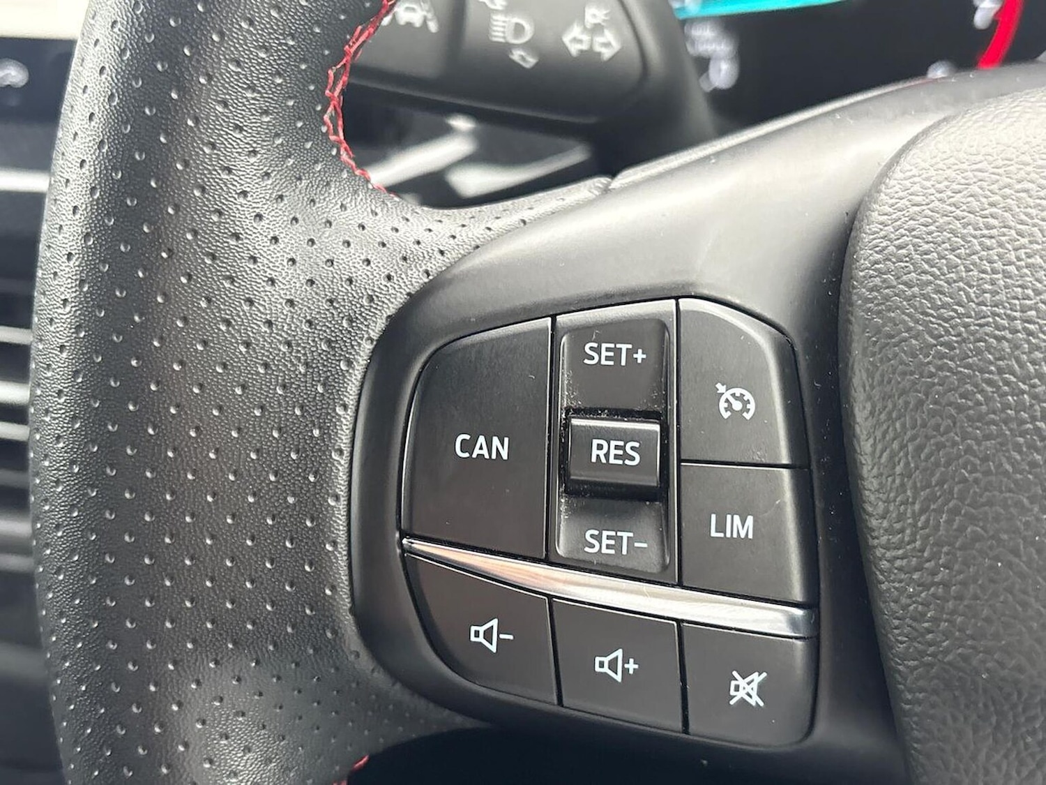 Used Ford Focus 2023 for sale - 76506174: Photo 26