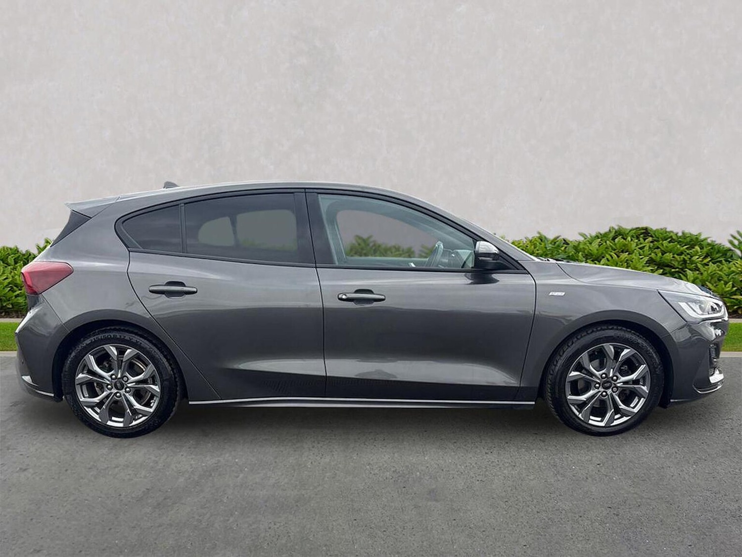 Used Ford Focus 2023 for sale - 76506174: Photo 3