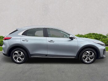 Used Kia XCeed 2023 for sale - 76206031: Photo 3