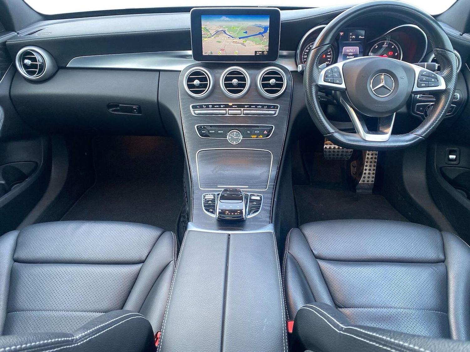 Used Mercedes-Benz C Class 2016 for sale - 77802126: Photo 8