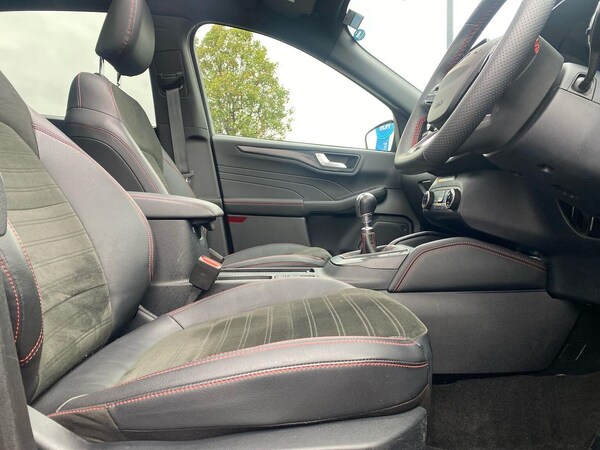 Used Ford Kuga 2023 for sale - 76273438: Photo 30
