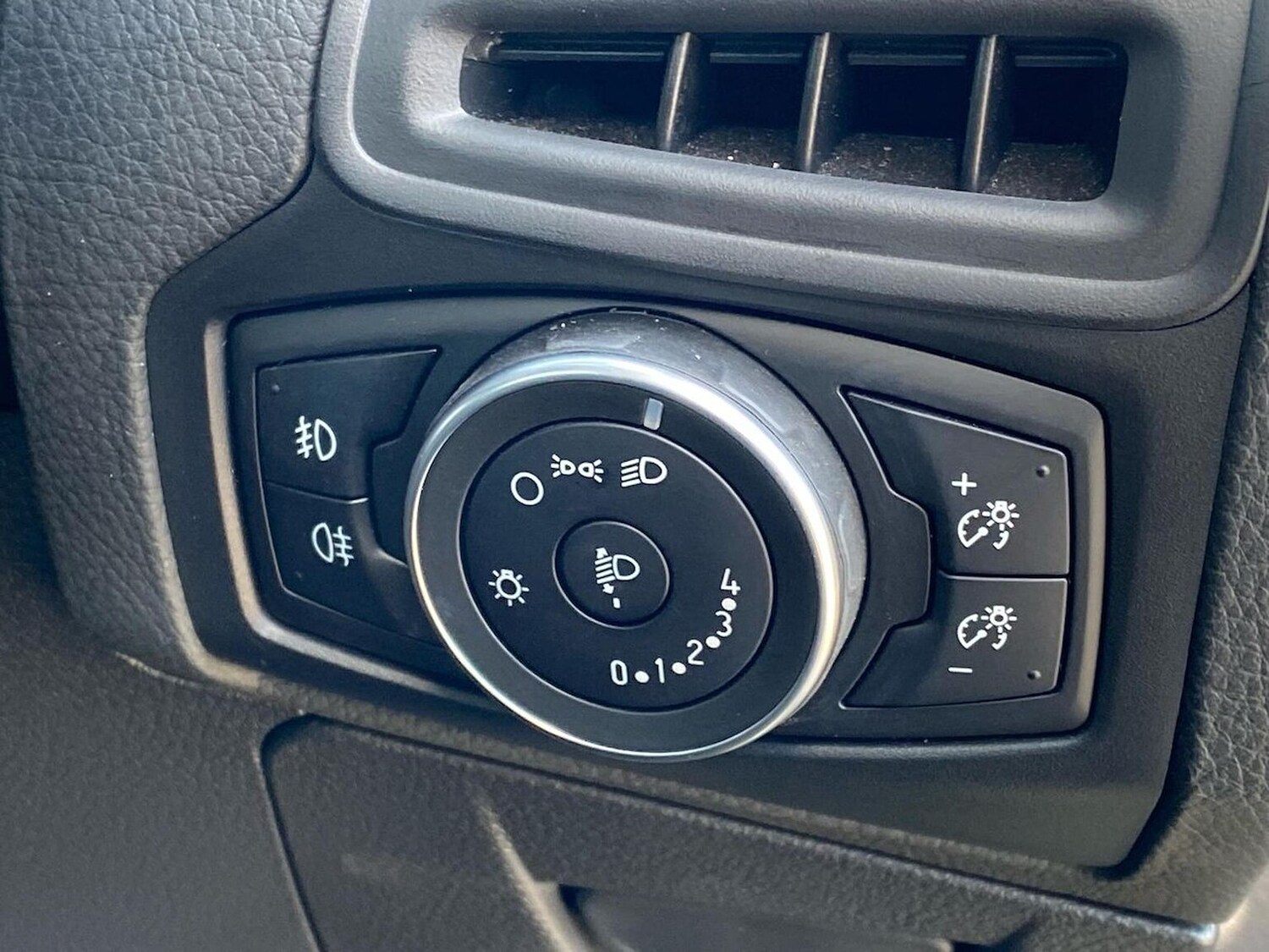 Used Ford Focus 2015 for sale - 78194705: Photo 24