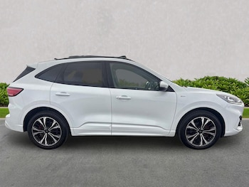 Used Ford Kuga 2022 for sale - 76231747: Photo 3