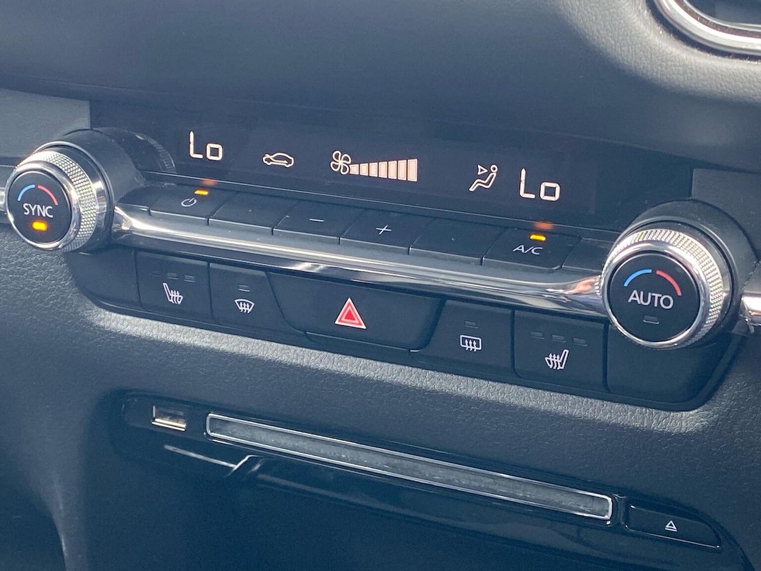 Used Mazda CX-30 2020 for sale - 78195107: Photo 14