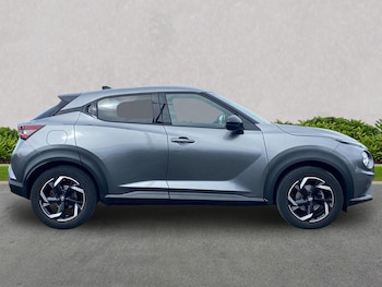 Used Nissan Juke 2023 for sale - 79331760: Photo