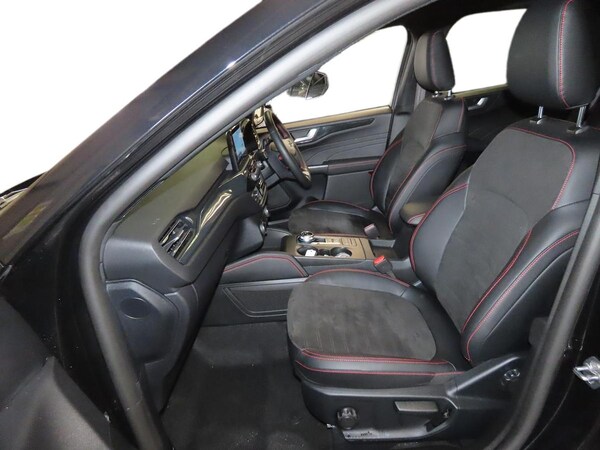 Used Ford Kuga 2023 for sale - 76300779: Photo 7