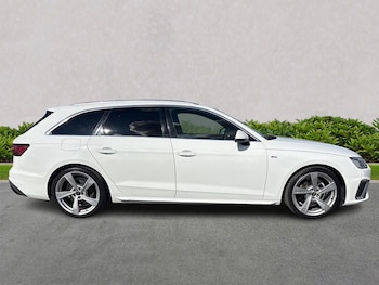 Used Audi A4 2021 for sale - 75505189: Photo