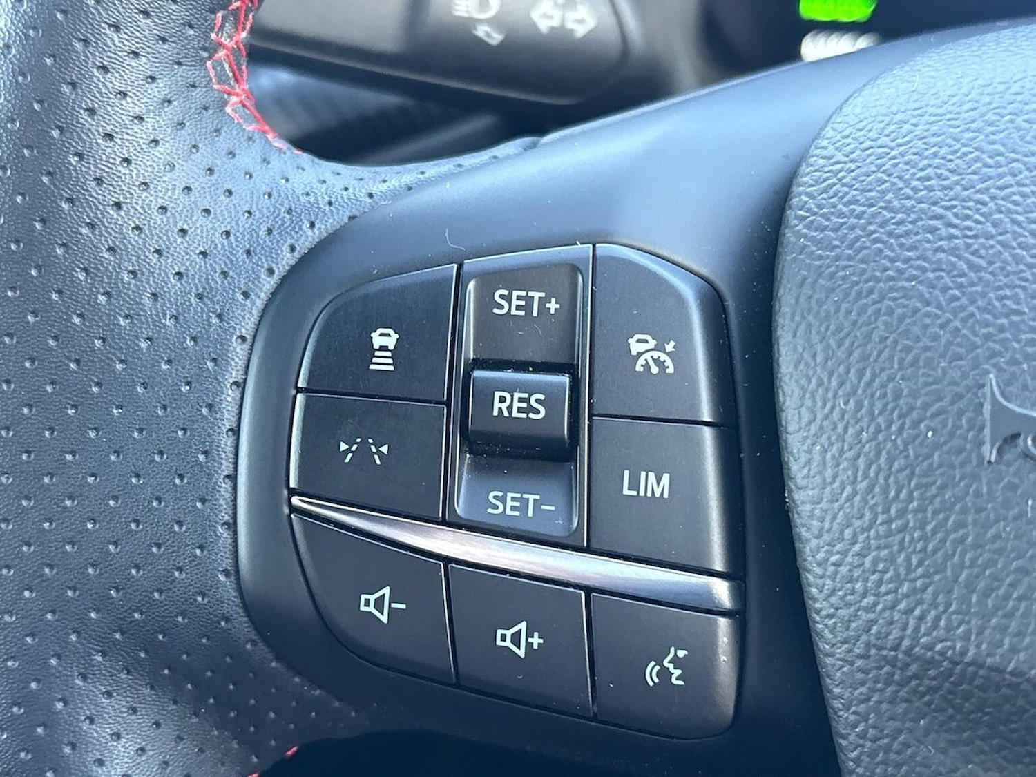 Used Ford Kuga 2025 for sale - 76893286: Photo 26