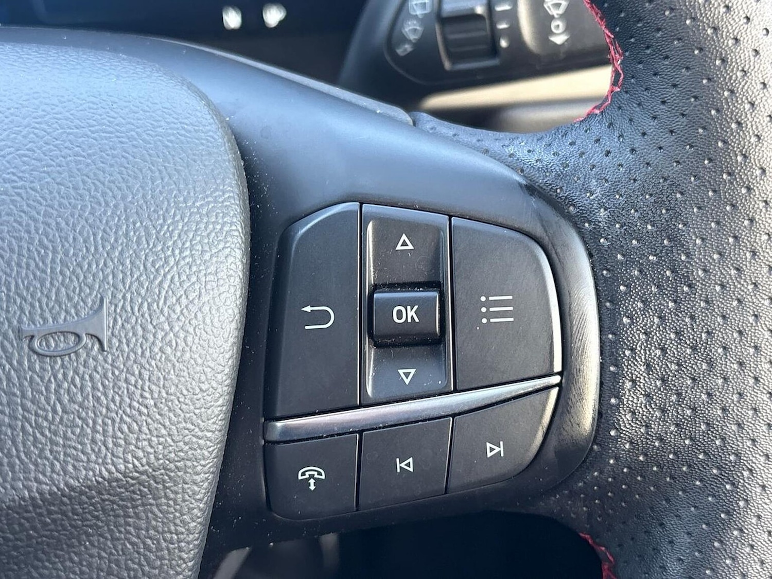 Used Ford Kuga 2025 for sale - 76893286: Photo 27