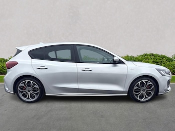 Used Ford Focus 2023 for sale - 75505302: Photo