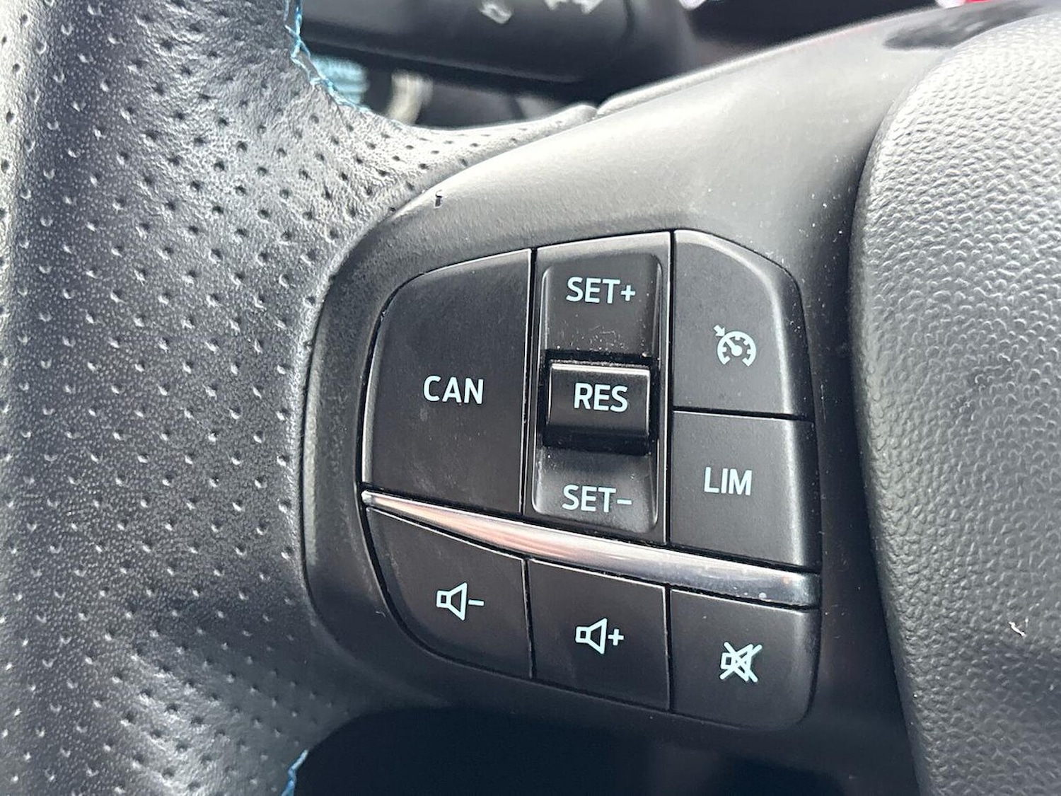 Used Ford Fiesta 2020 for sale - 76577266: Photo 24