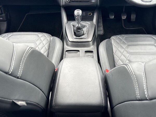 Used Ford Focus 2023 for sale - 75639808: Photo 12