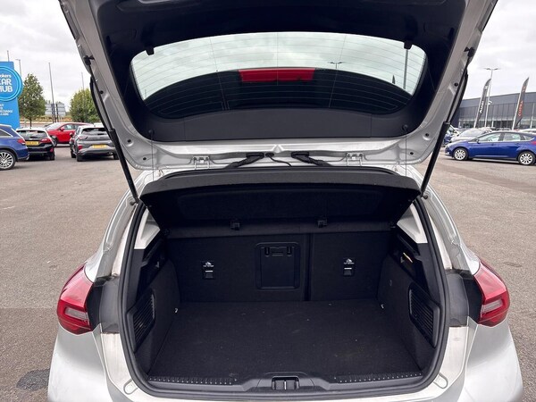 Used Ford Focus 2023 for sale - 75639808: Photo 16