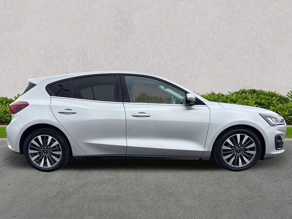 Used Ford Focus 2023 for sale - 75639808: Photo 3